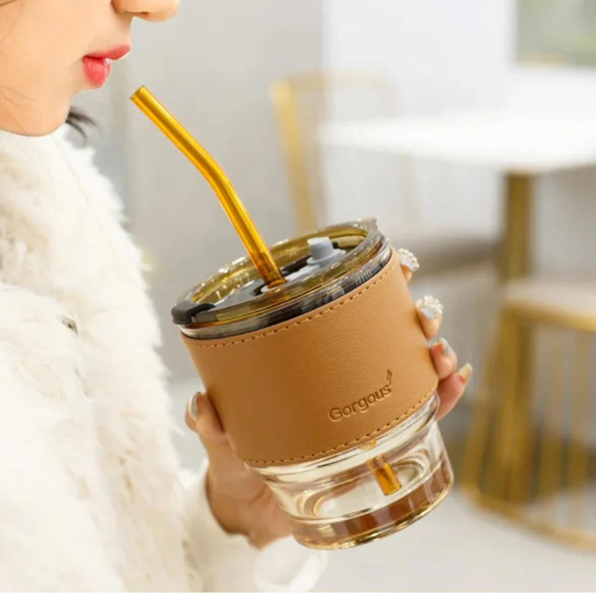 Gorgeous Coffee Cup – Elegant Ceramic Mug with Stylish Design & Heat-Resistant Handle