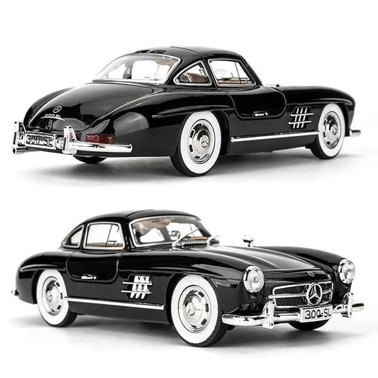"Mercedes Vintage Car Scale Model – 1:18 Diecast Collectible with Realistic Details and Premium Finish."