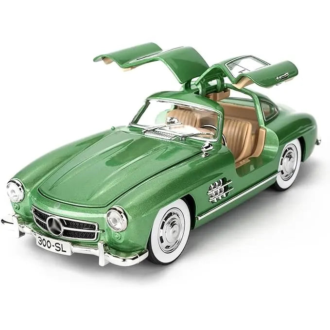 Timeless Automotive Elegance – 1:18 Scale Mercedes Classic Car Model for Collectors & Hobbyists."