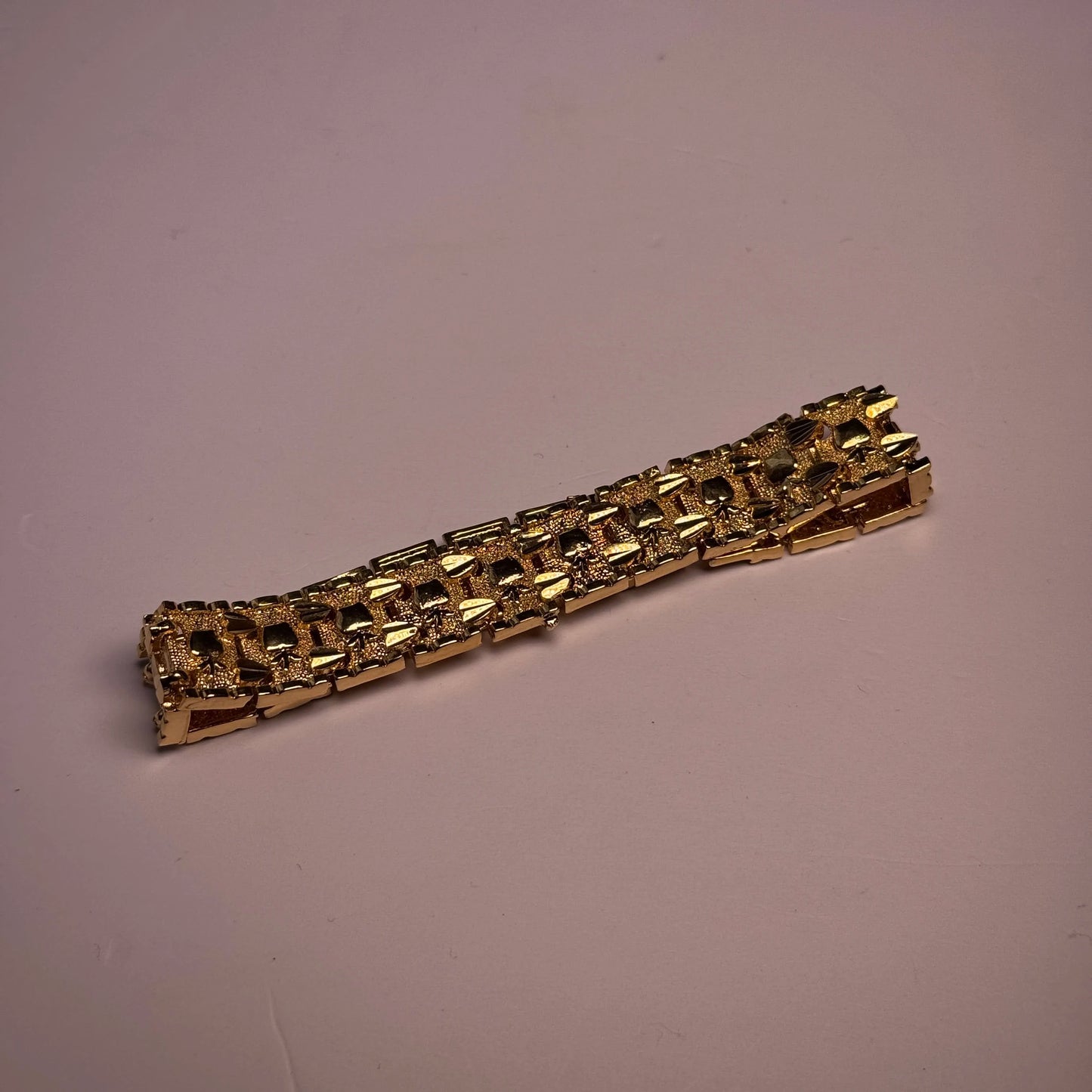 1 Gram Gold Plated Men’s Bracelet – Elegant, Stylish & Skin-Friendly Accessory for All Occasions
