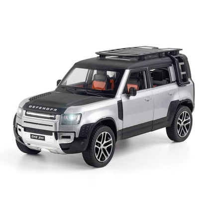 1:24 Scale Silver Defender Die Cast Metal Car | SUV Model Toy for Kids & Collectors