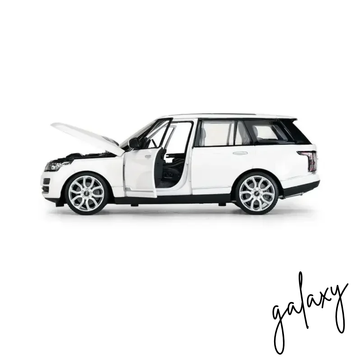 Land Rover Range Rover Diecast Model | 1:24 Scale | White